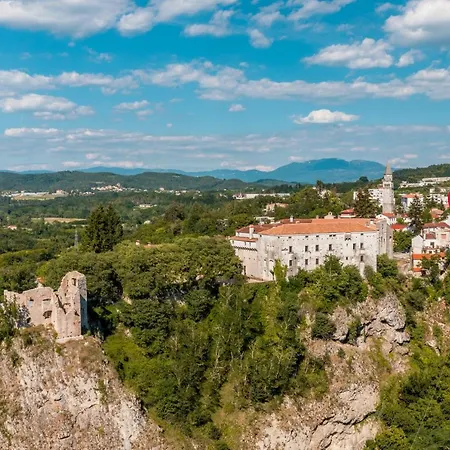 Pisino**** 70m2, 2+2 *